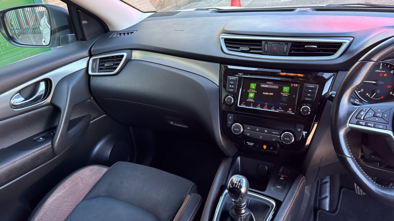 Nissan Qashqai 1.5 dCi [115] N-Motion 5dr Diesel Hatchback